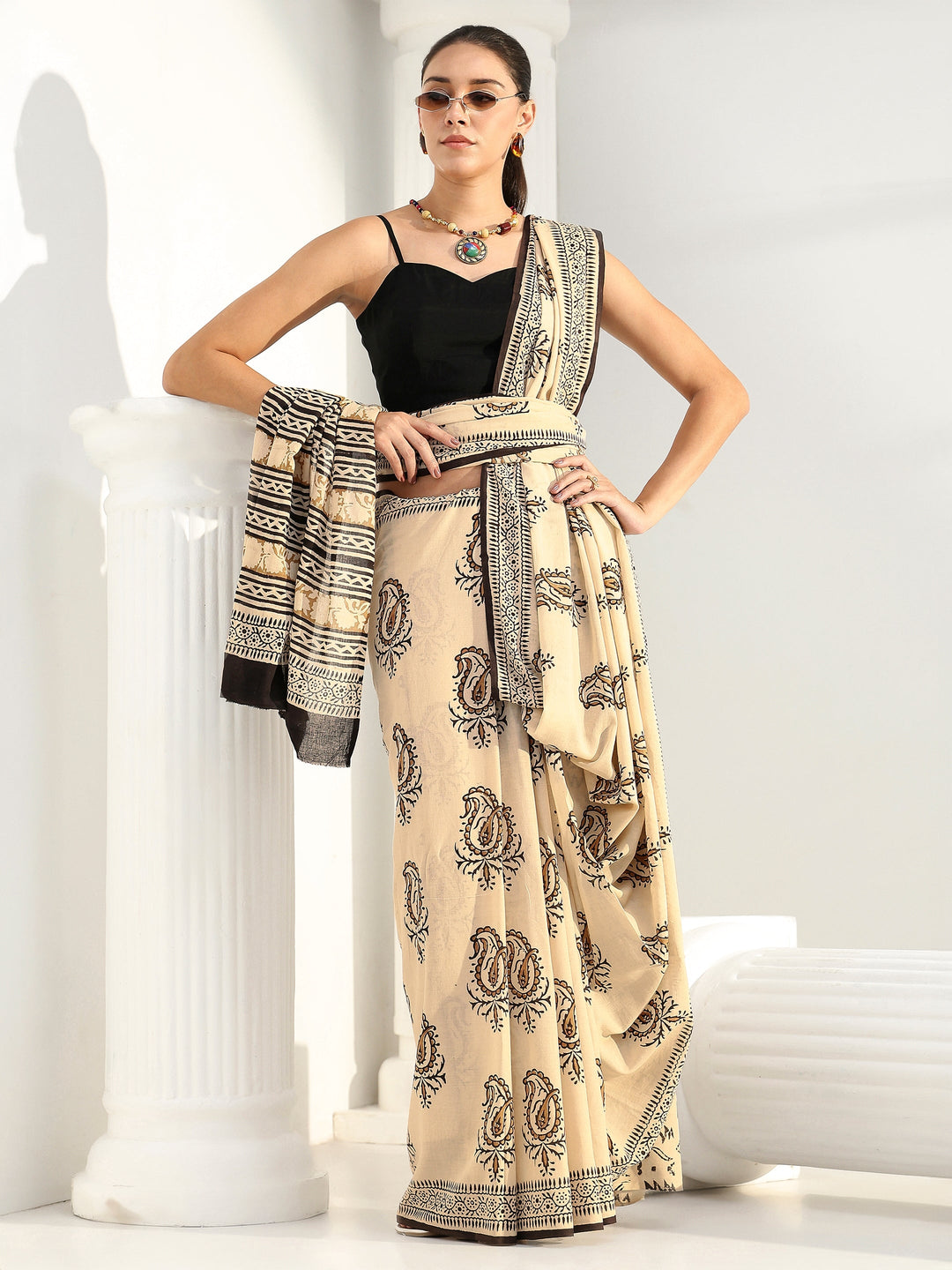 Beige Paisley Bagru Print Cotton Saree