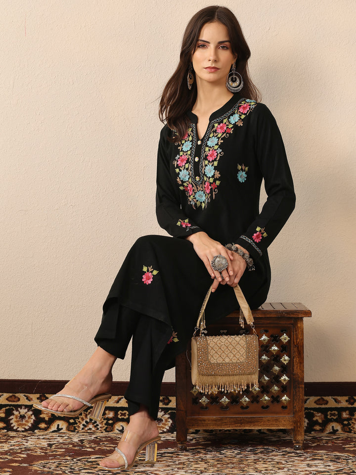 Black Embroidered Wool Straight Kurta