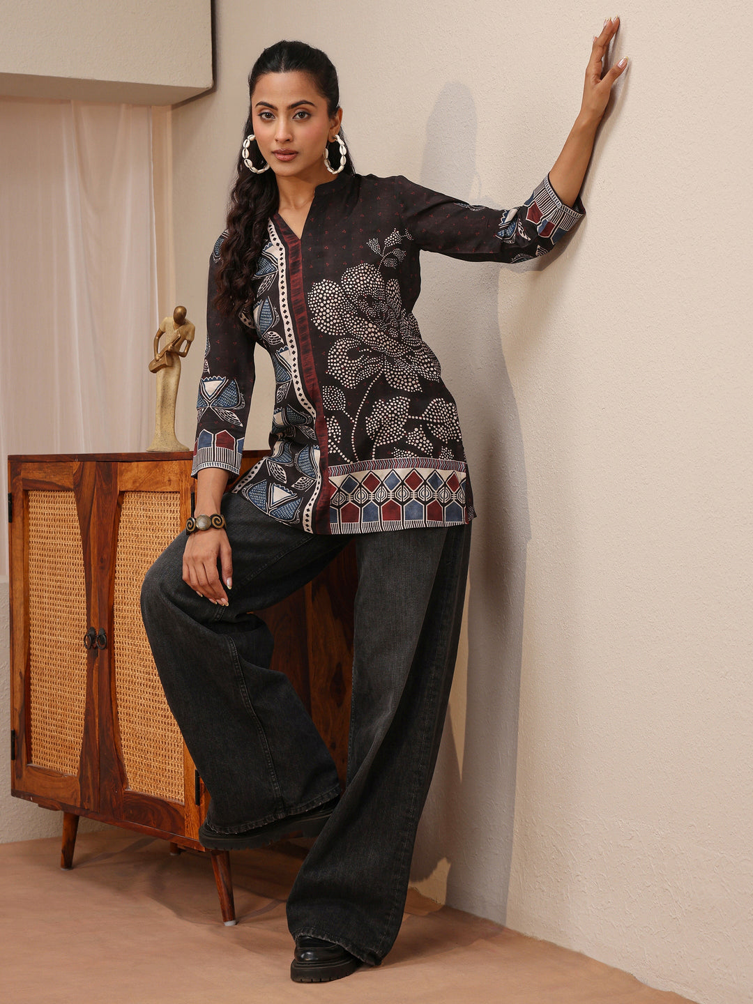 Black Floral Printed Silk Blend Straight Short Kurti