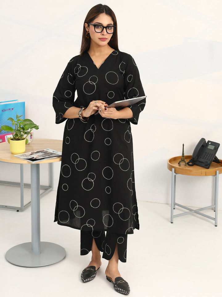 Black Geometric Printed Cotton Blend A-Line Kurta Set