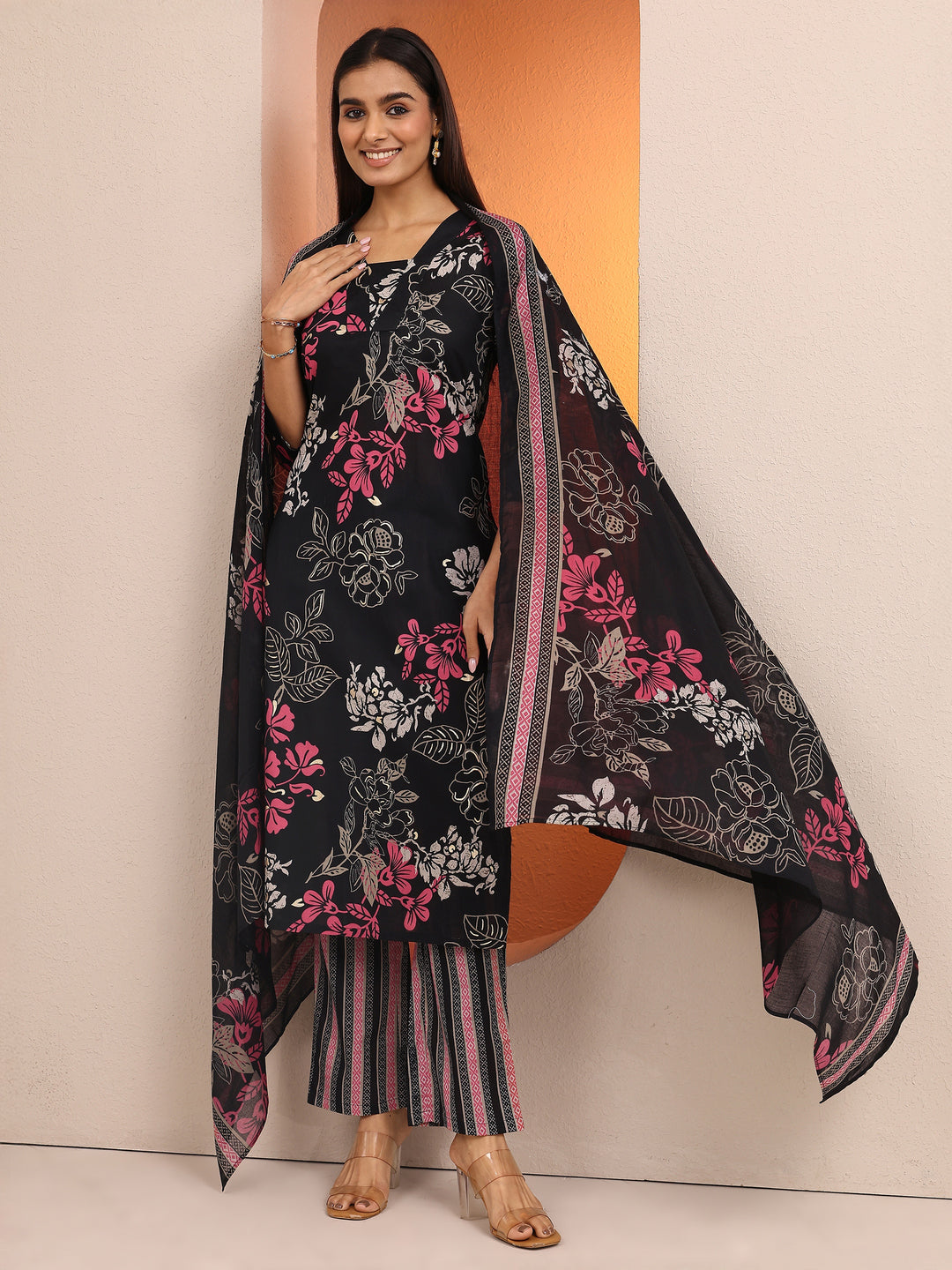 Black Printed cotton blend Straight Suit Set With Dupatta