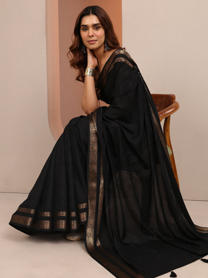 Black Printed Silk Blend Saree With Unstitched Blouse Piece