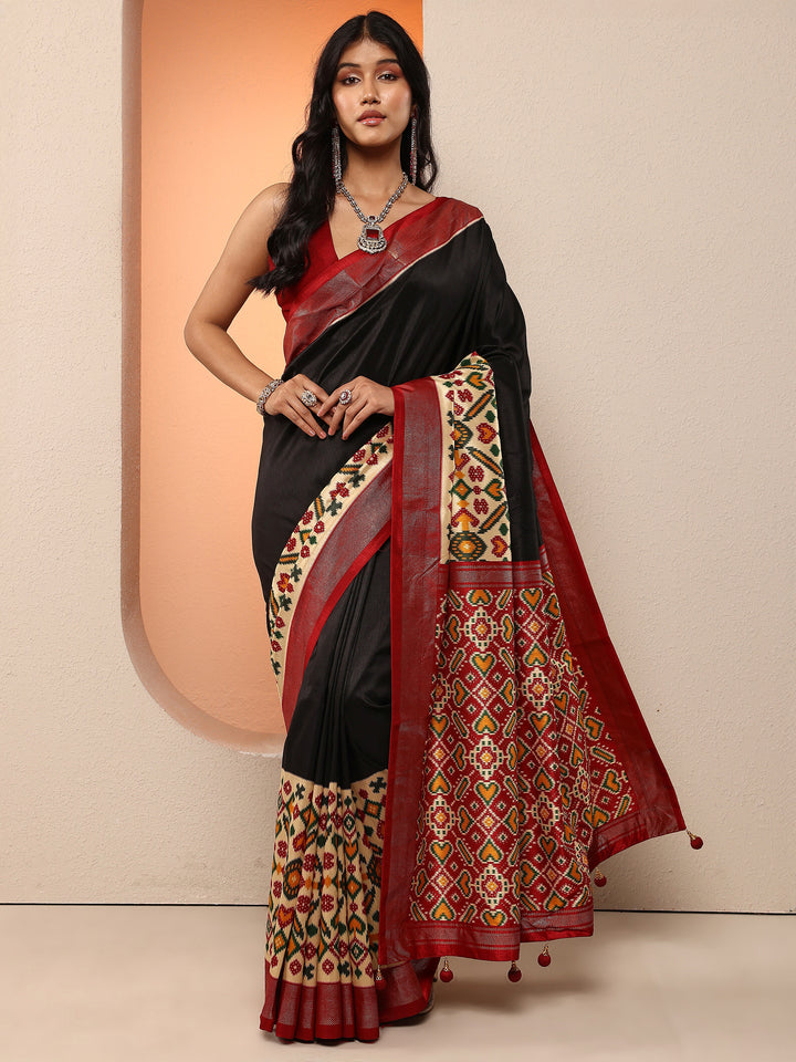 Black Solid Silk Blend Saree With Unstitched Blouse Piece