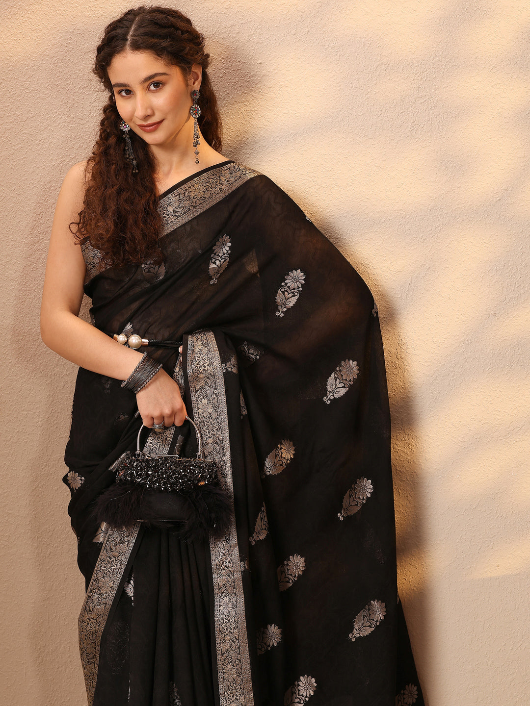 Black Woven Design Silk Blend Saree With Unstitched Blouse Piece