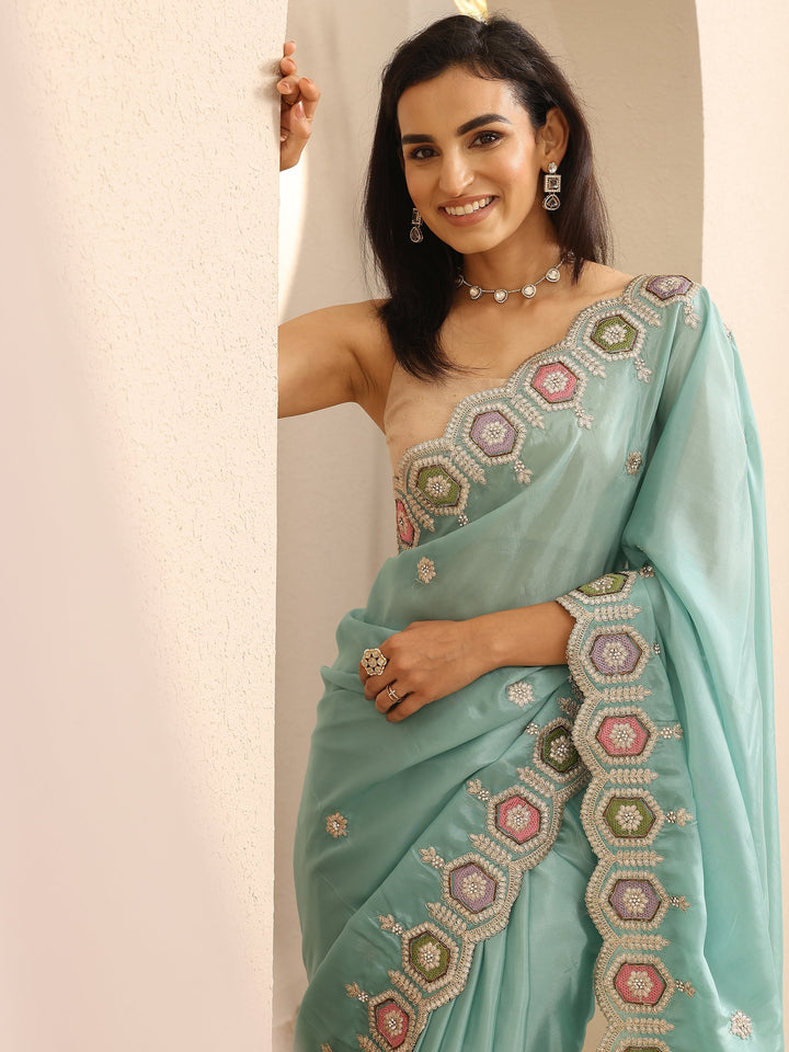 Blue Embroidered Silk Blend Saree With Unstitched Blouse Piece