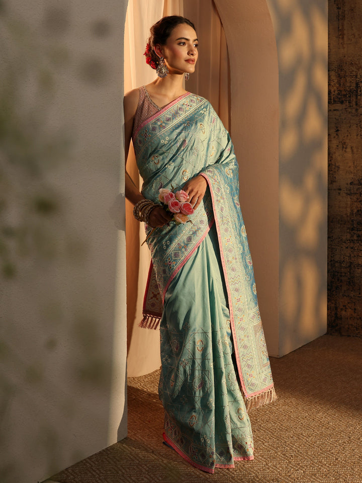 Blue Ethnic Motifs Embroidered Silk Blend Saree With Unstitched Blouse Piece
