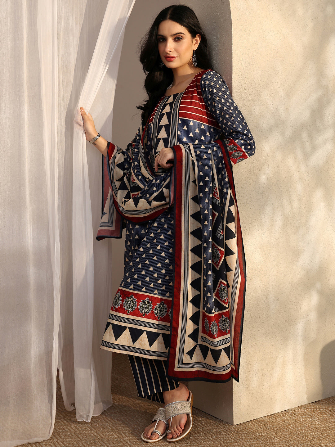 Blue Geometric Printed Cotton Blend Straight Suit Set With Dupatta