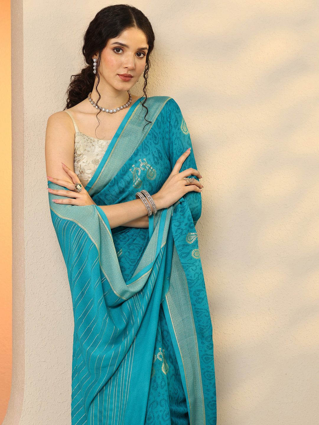 Blue Paisley Printed Georgette Saree With Unstitched Blouse Piece
