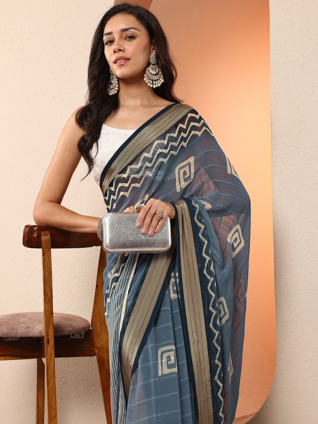 Blue Printed Georgette Saree With Unstitched Blouse Piece