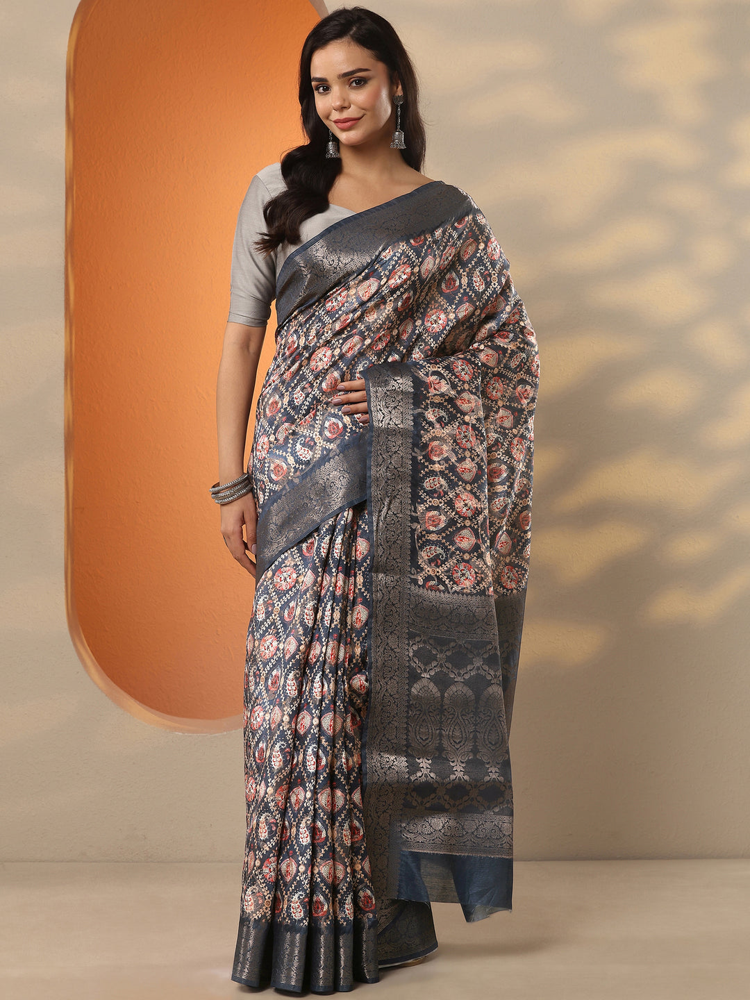 Blue Printed Silk Blend Saree With Unstitched Blouse Piece