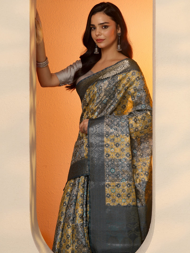 Blue Printed Silk Blend Saree With Unstitched Blouse Piece
