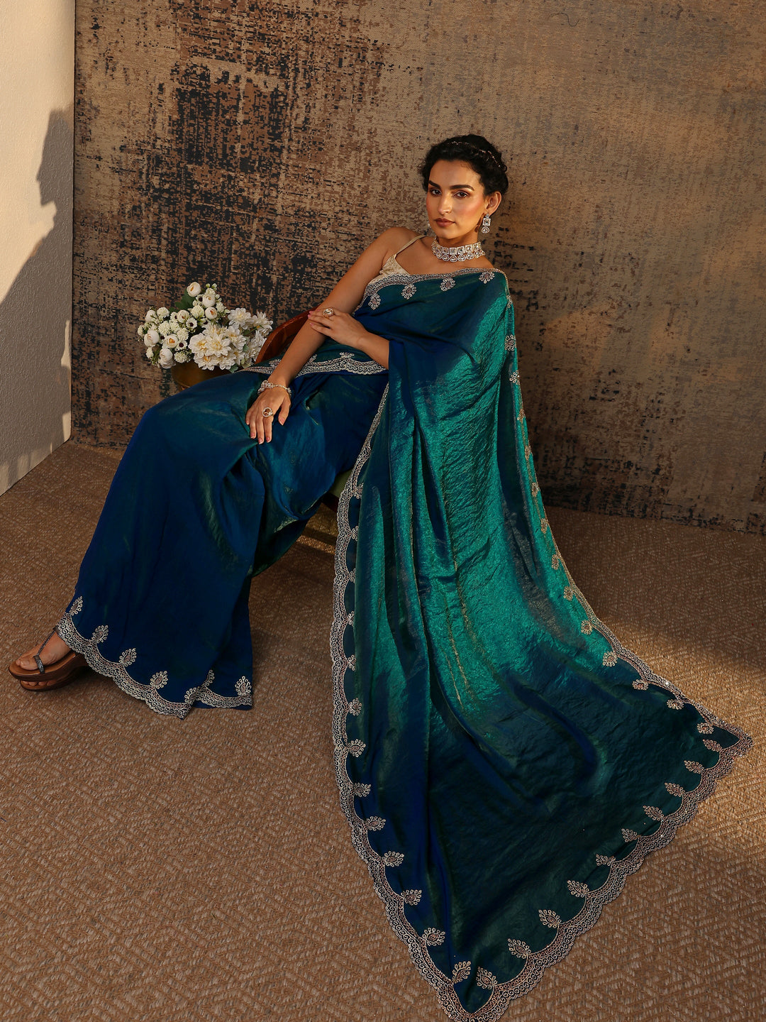 Blue Solid Satin Saree With Unstitched Blouse Piece