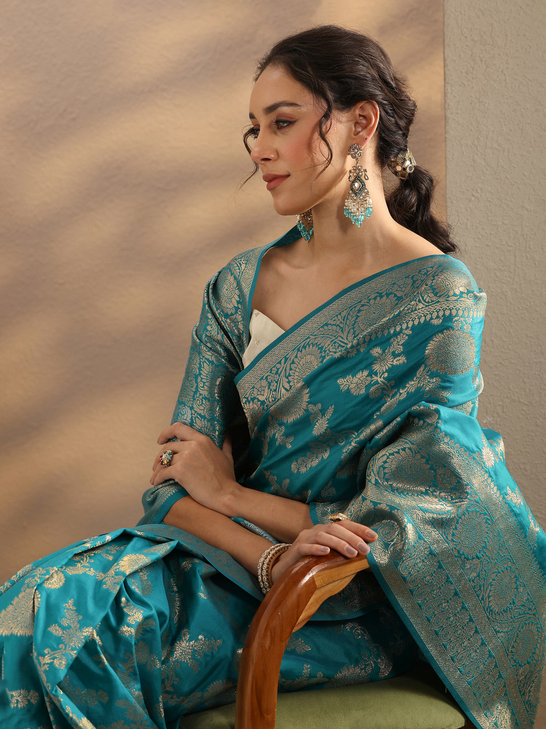 Blue Woven Design Silk Blend Saree With Unstitched Blouse Piece