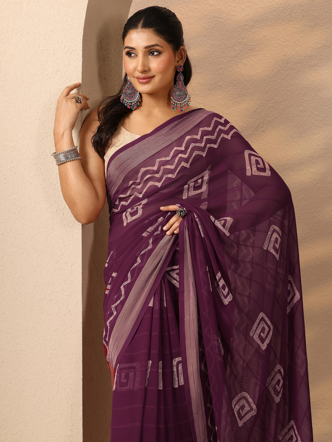 Burgundy Printed Georgette Saree With Unstitched Blouse Piece