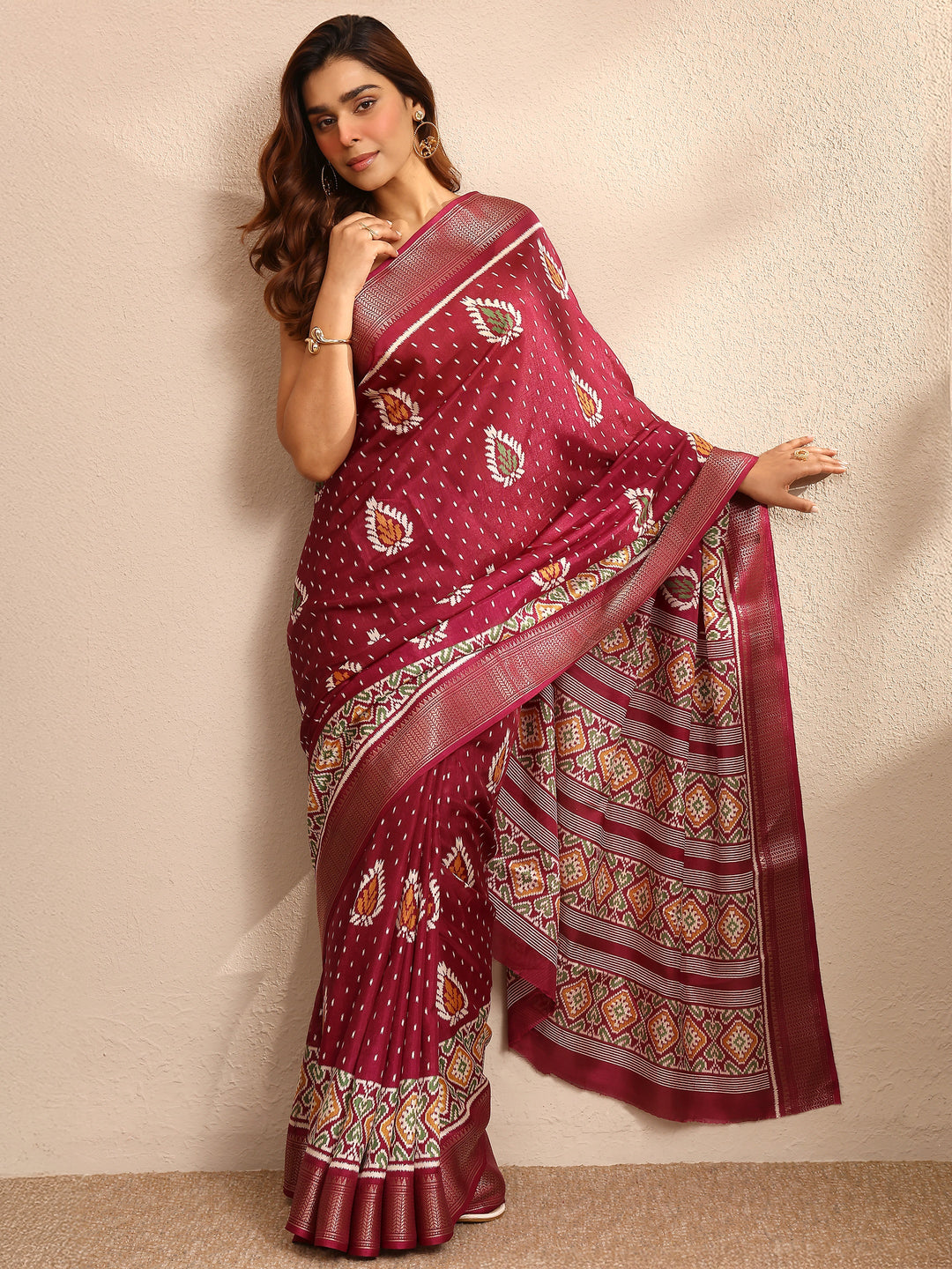 Burgundy Printed Silk Blend Saree With Unstitched Blouse Piece
