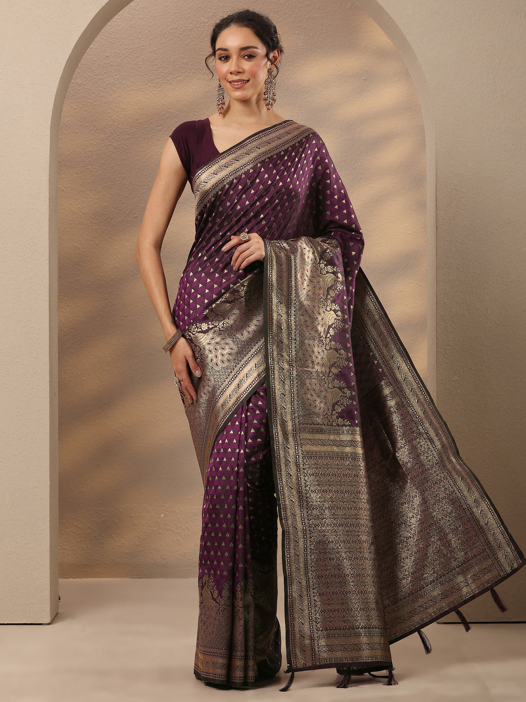 Burgundy Woven Design Silk Blend Saree With Unstitched Blouse Piece