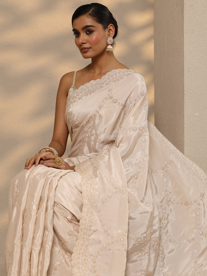 Cream Embroidered Silk Blend Saree With Unstitched Blouse Piece