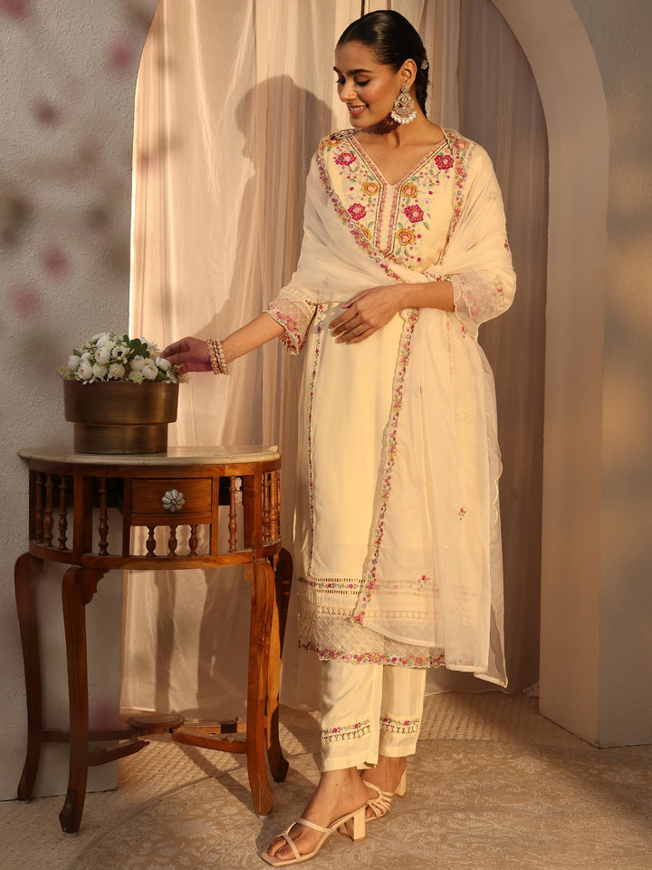 Cream Ethnic Embroidered Silk Blend Straight Suits Set With Dupatta