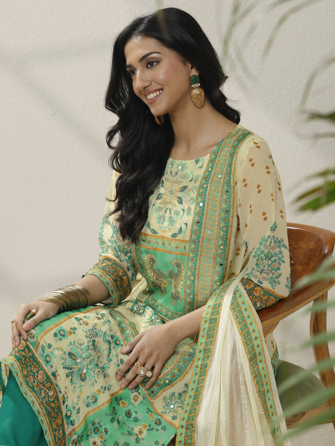 Cream Printed Organza Straight Suit Set With Dupatta