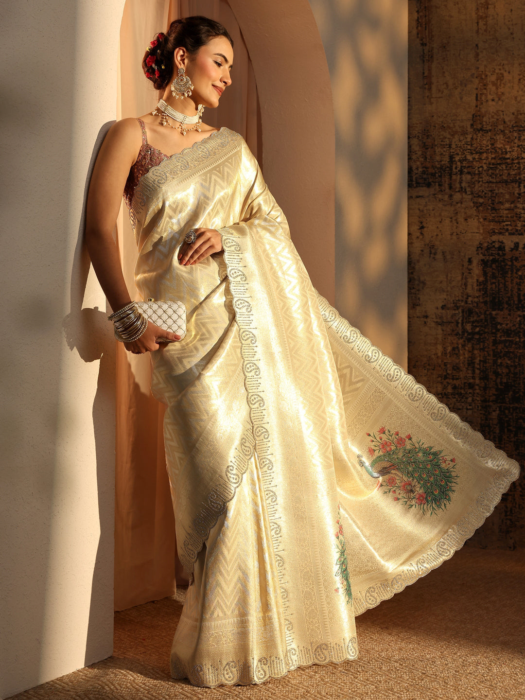 Gold Ethnic Motifs Woven Design Silk Blend Saree With Unstitched Blouse Piece
