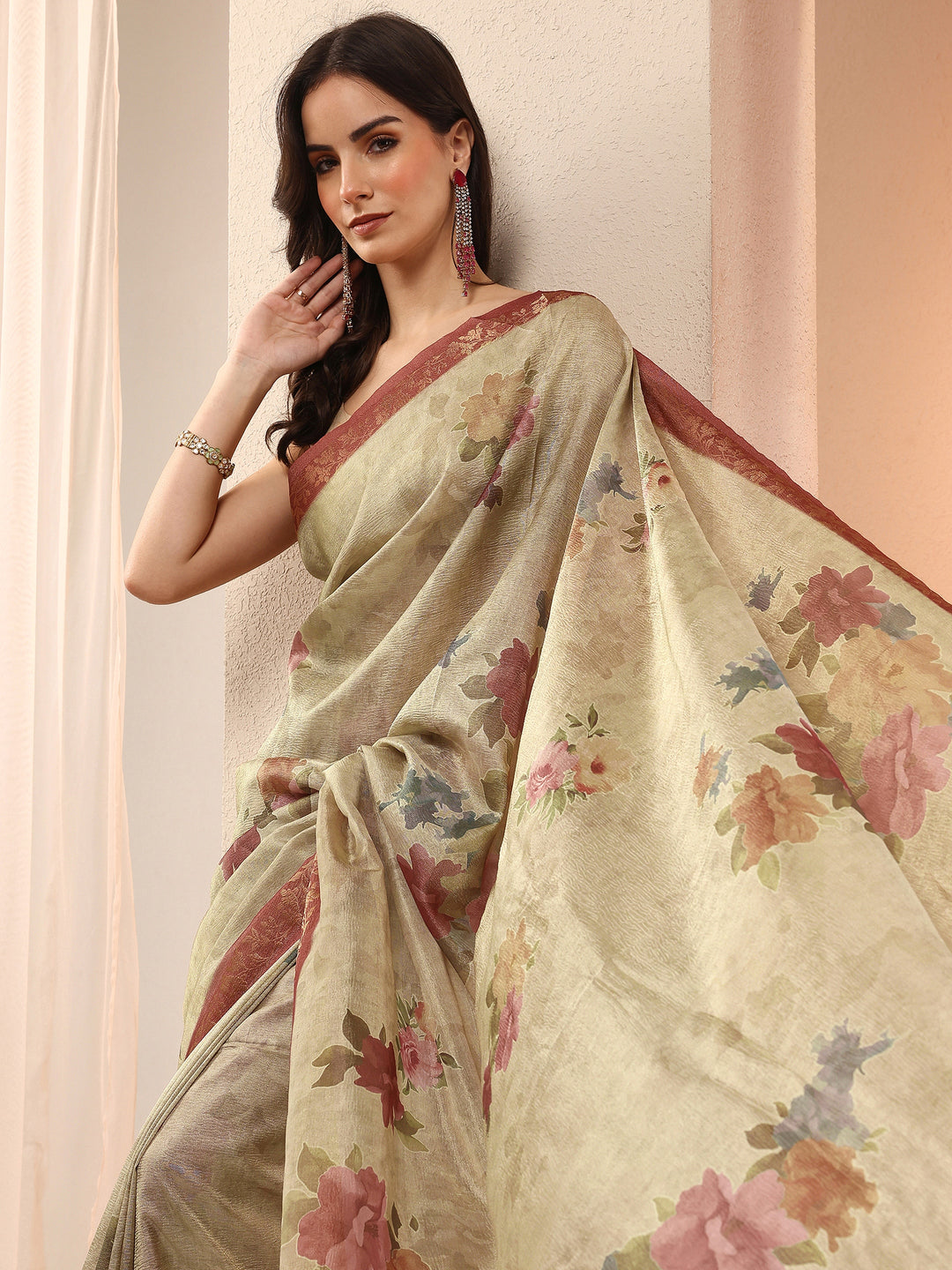 Gold Printed Chinon Saree With Unstitched Blouse Piece