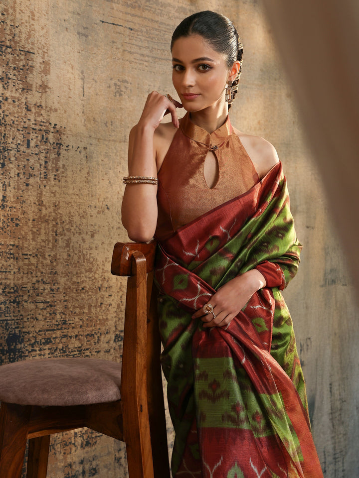 Green Chevron Printed Silk Saree With Unstitched Blouse Piece