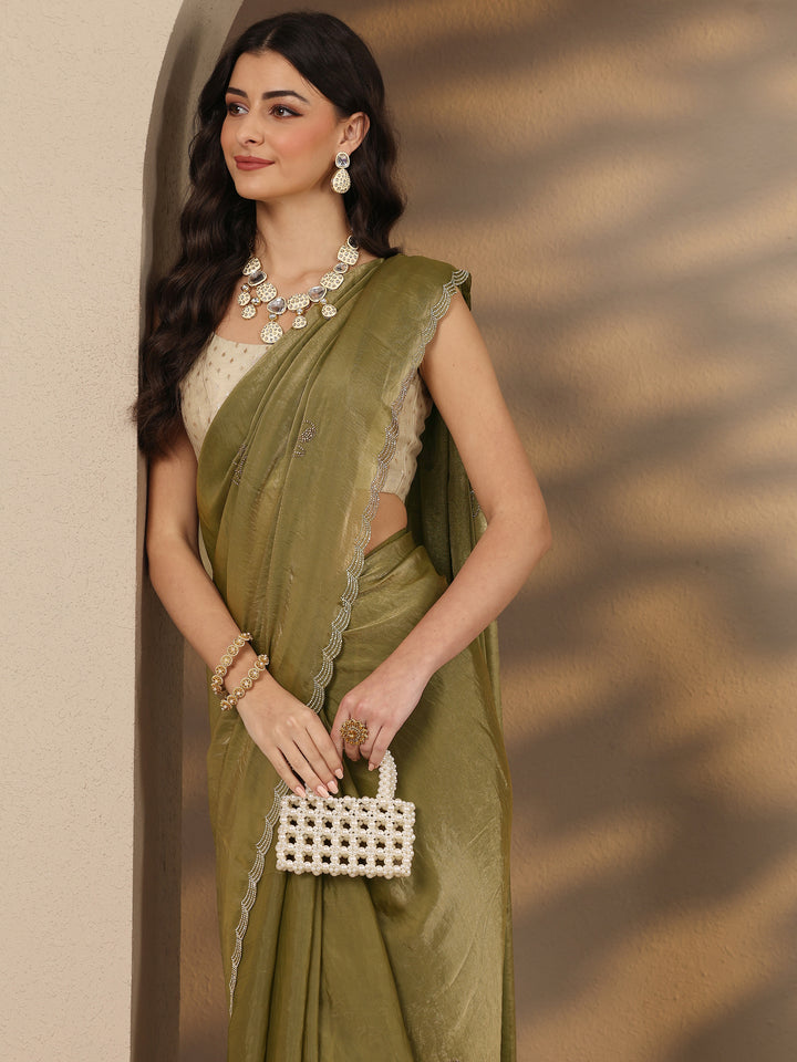 Green Embellished Silk Blend Saree With Unstitched Blouse Piece
