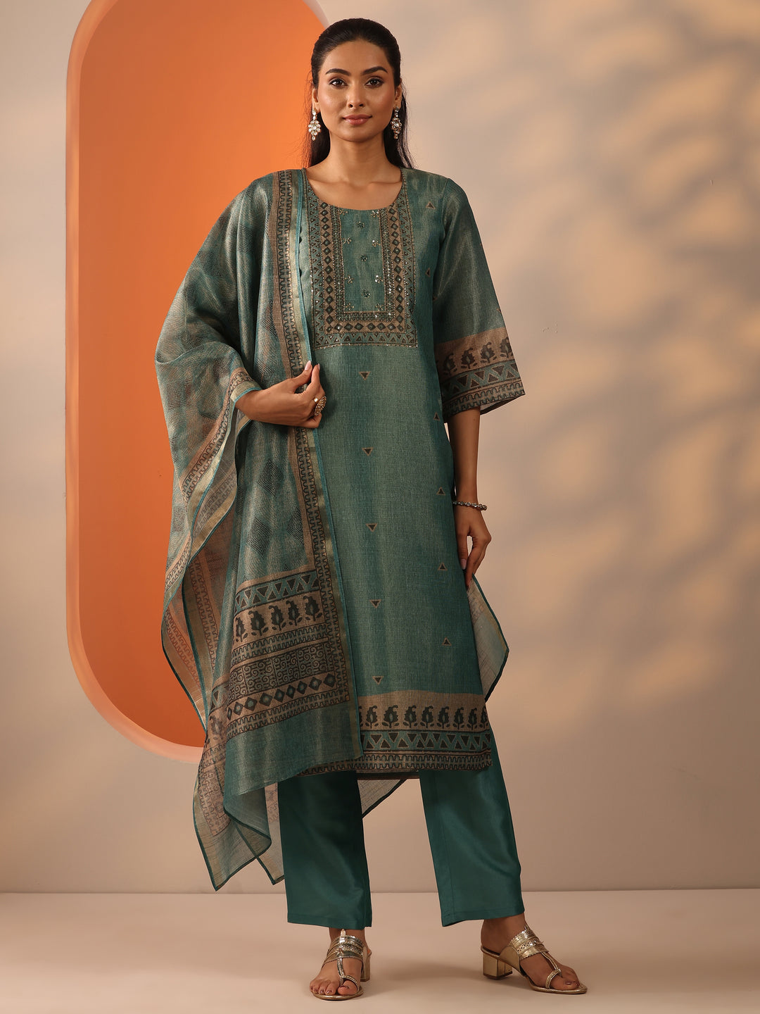 Green Embellished Silk Blend Straight Suit Set With Dupatta