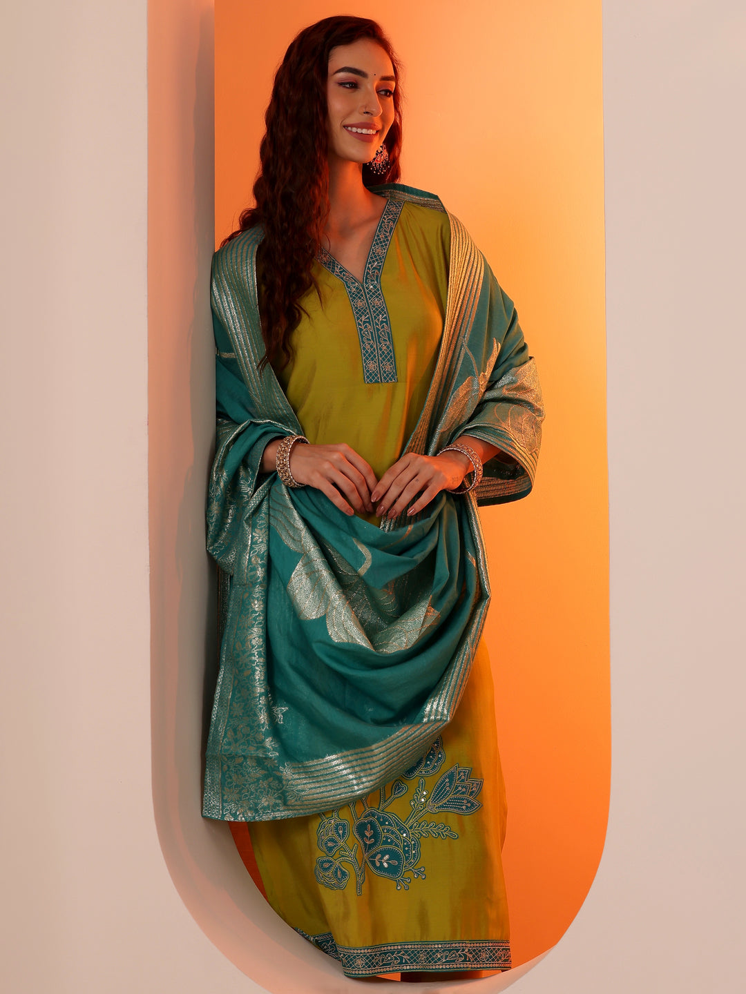 Green Embellished Silk Blend Straight Suit Set With Dupatta