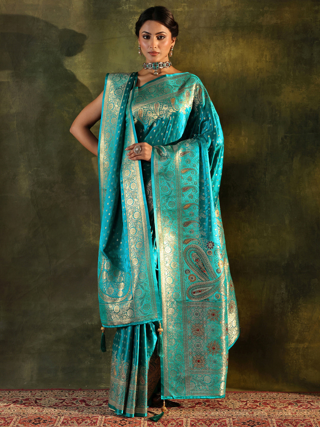 Green Embellished Silk Saree With Unstitched Blouse And Dupatta