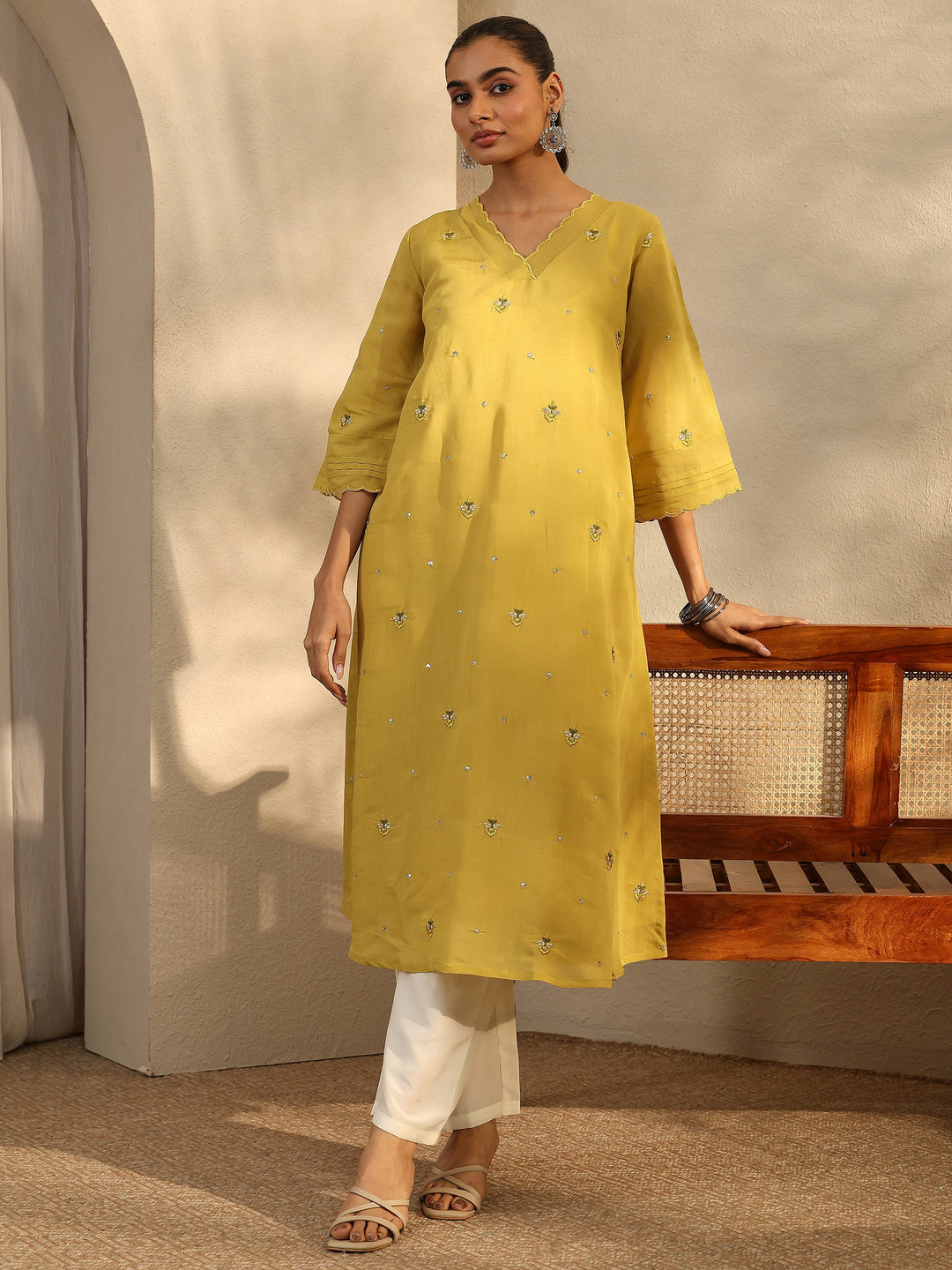 Green Embroidered Chanderi Cotton Straight Kurta