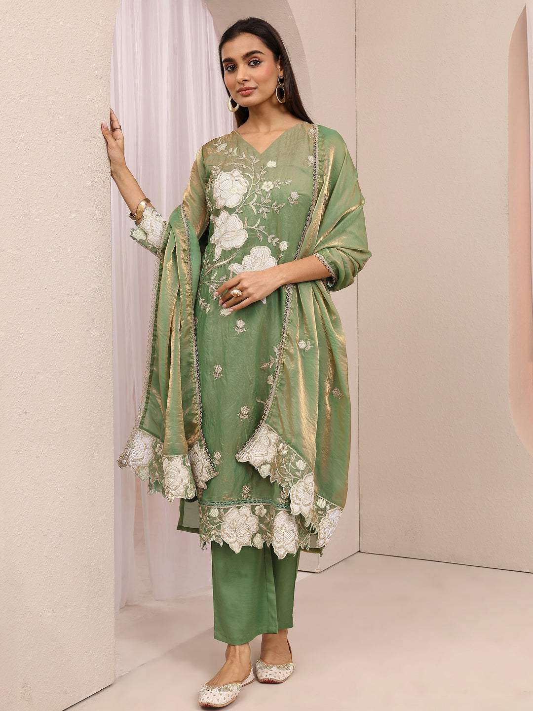 Green Embroidered Organza Straight Suit Set With Dupatta