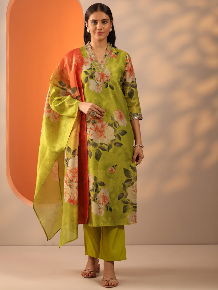 Green Embroidered Silk Blend Straight Suit Set With Dupatta