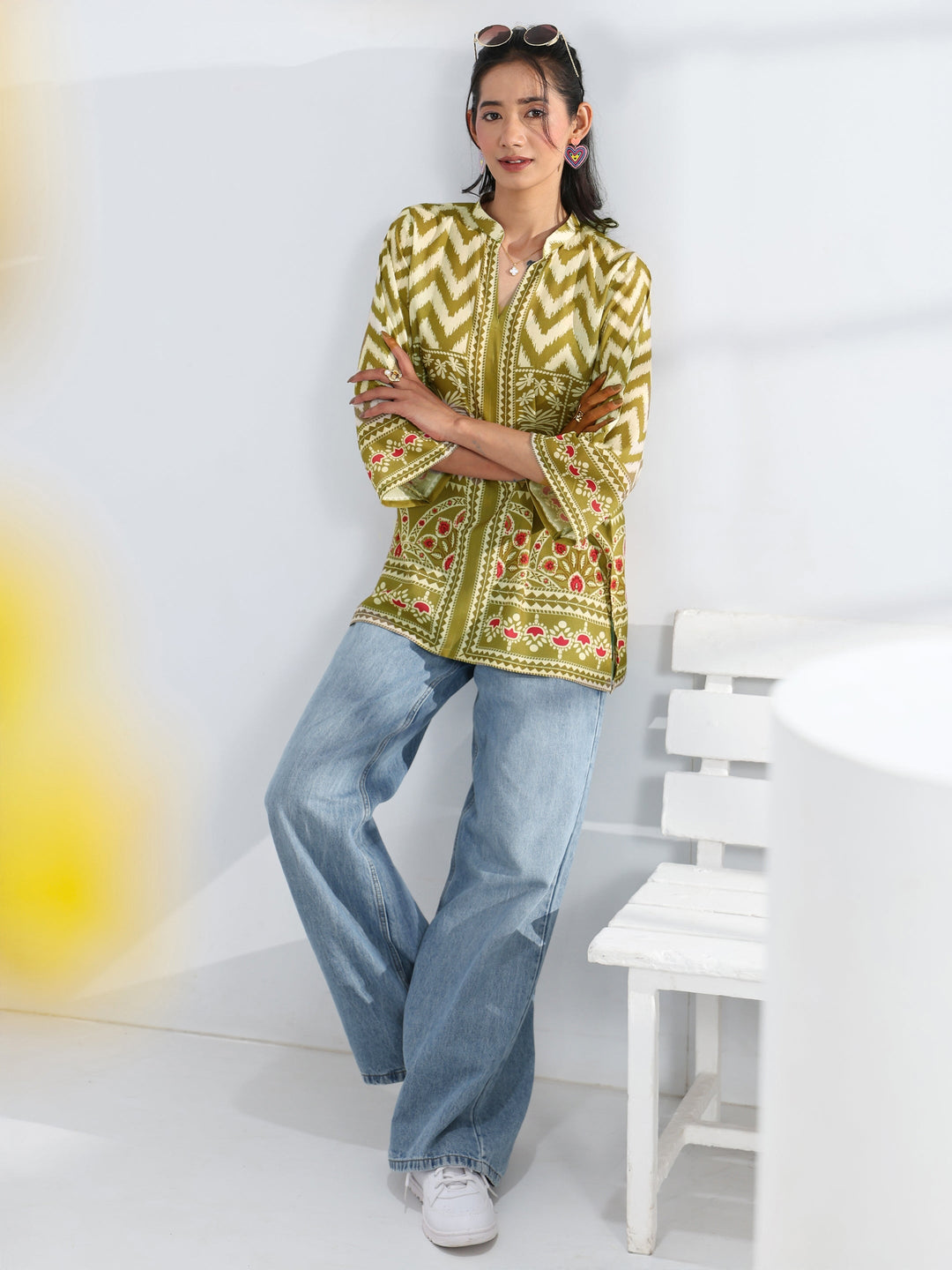 Green Ethnic Printed Cotton Blend Straight Short Kurti