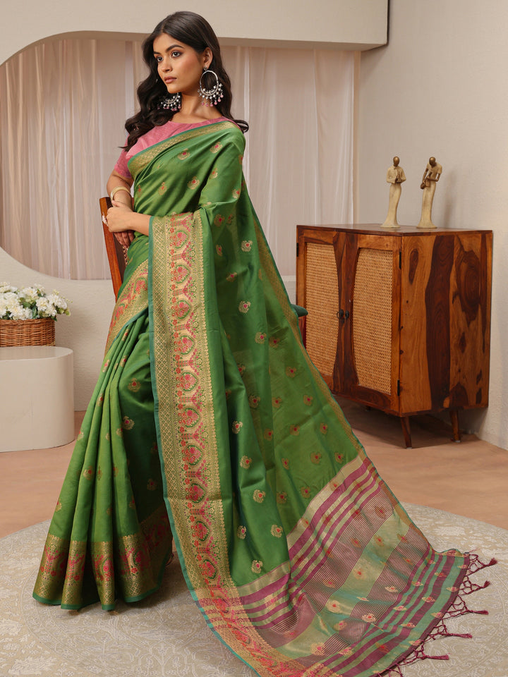 Green Ethnic Woven Design Silk Blend Saree
