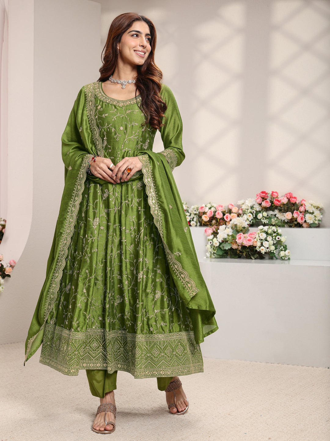 Green Floral Embroidered Silk Blend Anarkali Suit Set With Dupatta