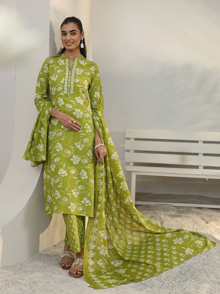 Green Floral Printed Cotton Blend Straight Suit Set With Dupatta