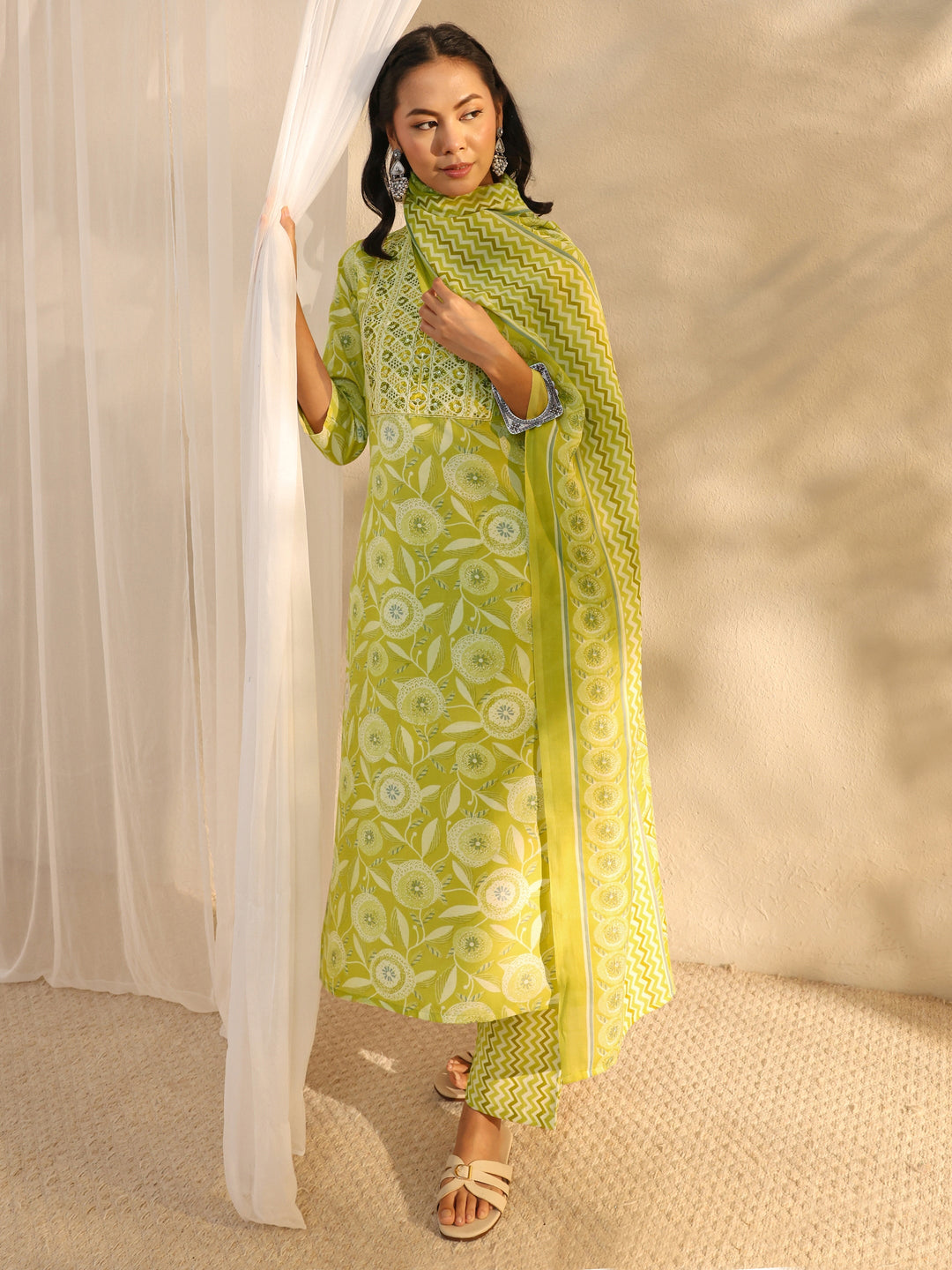 Green Floral Printed Cotton Blend Straight Suit Set With Dupatta