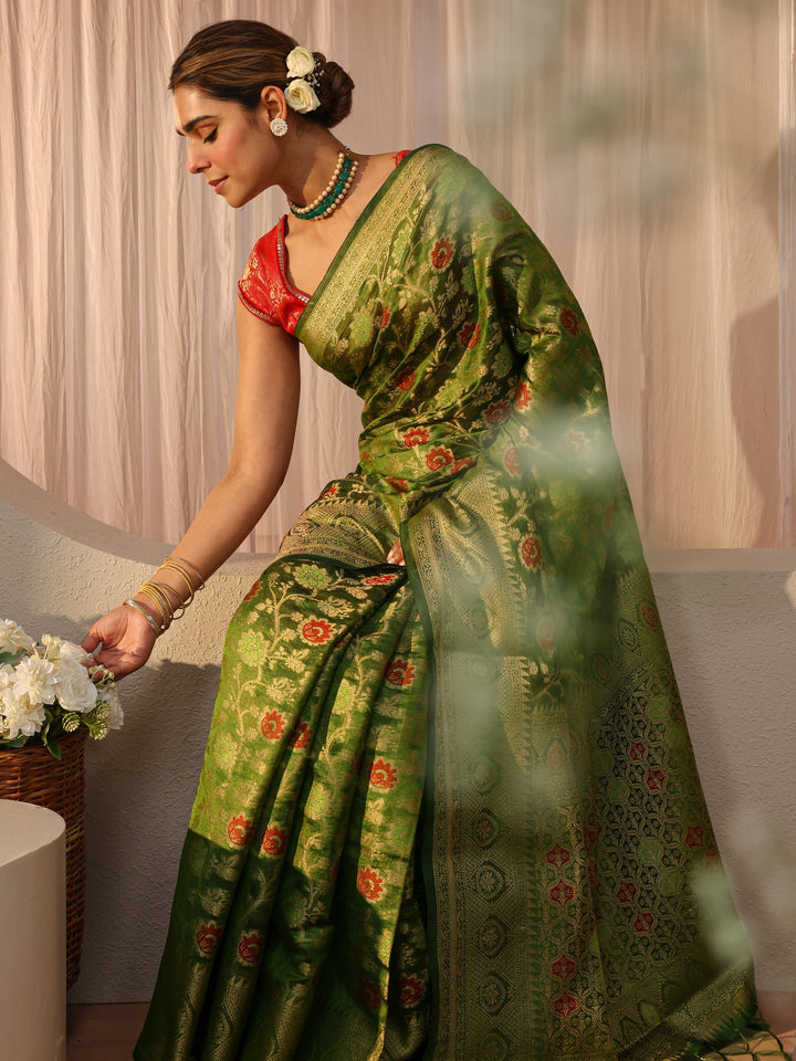 Green Jacquard Woven Design Silk Blend Saree