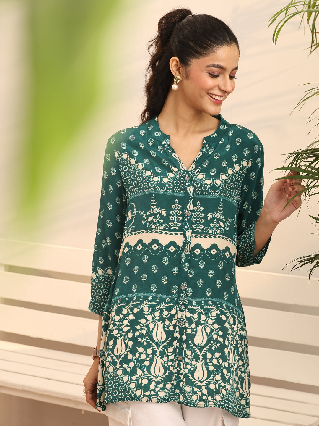 Green Printed Crepe Straight Short Kurti