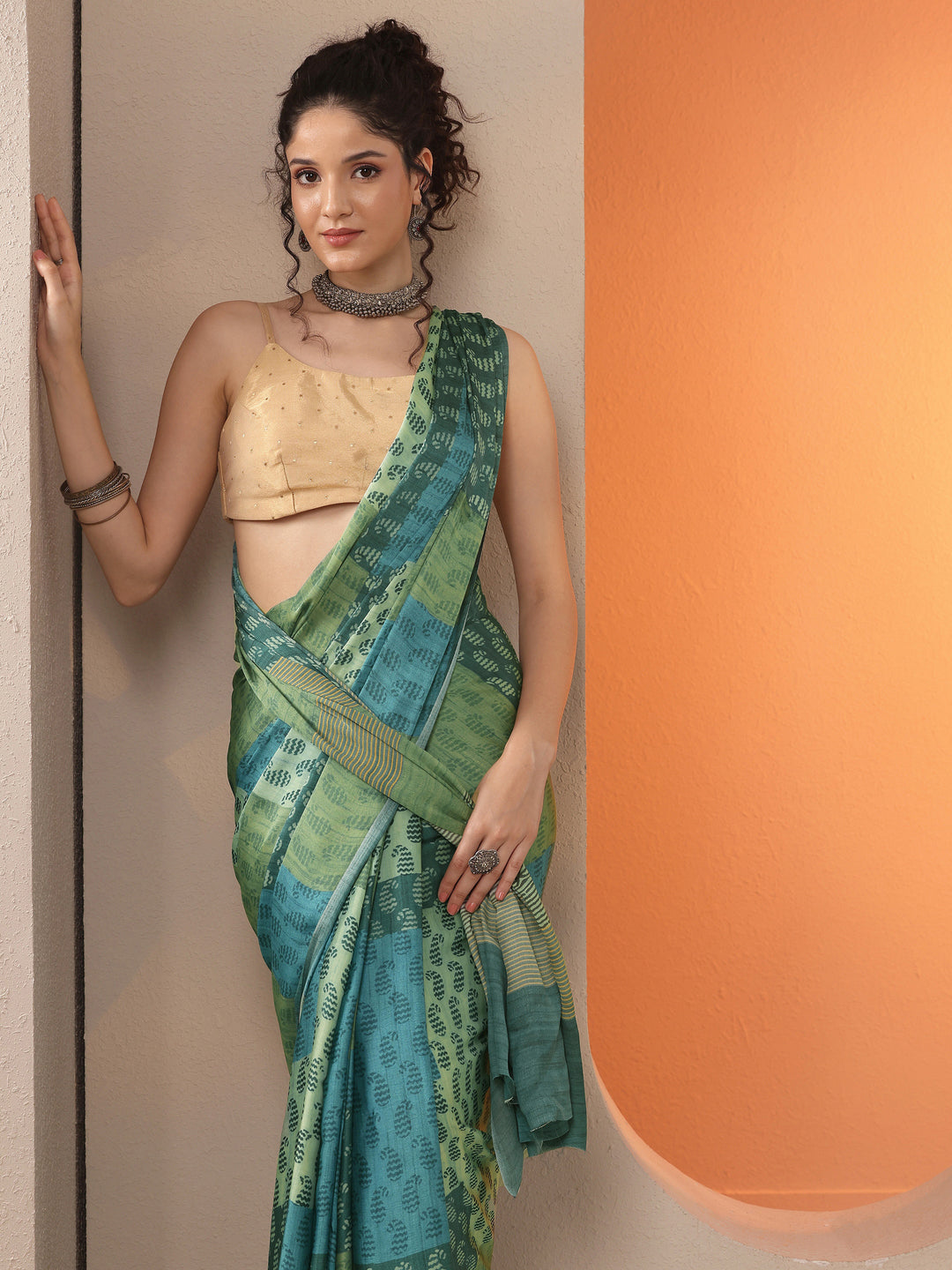 Green Printed Satin Saree With Unstitched Blouse Piece