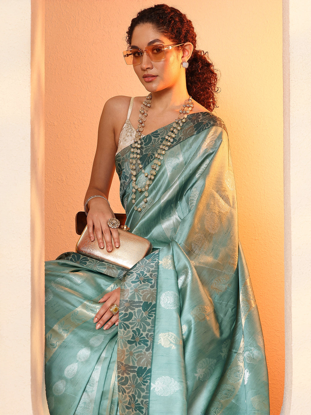 Green Printed Silk Blend Saree With Unstitched Blouse Piece