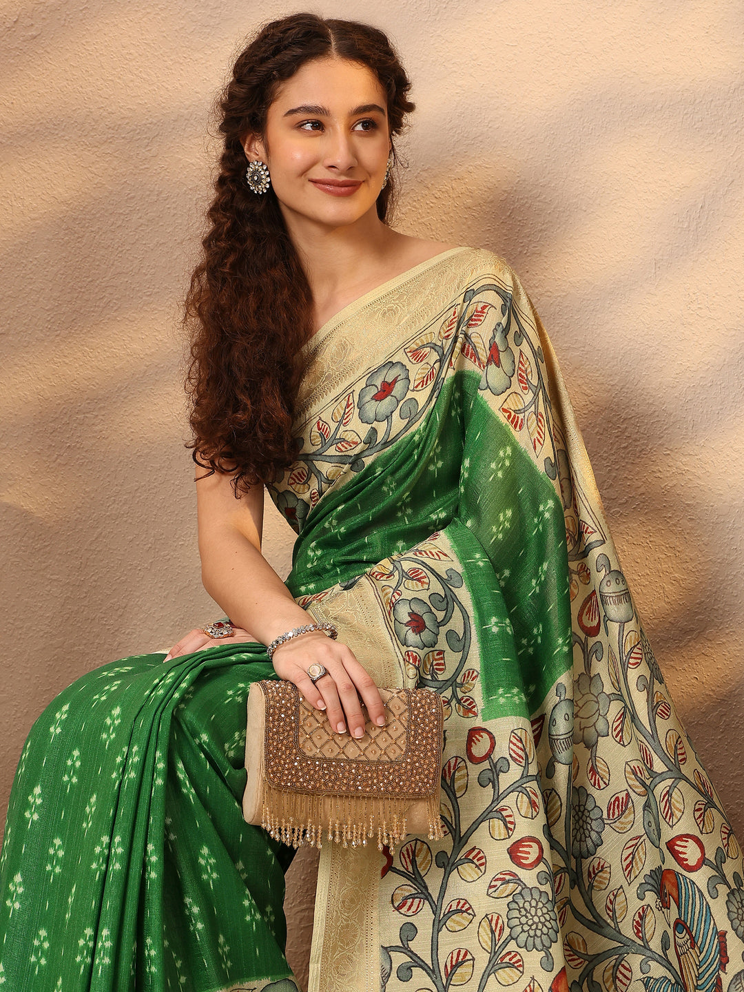 Green Printed Silk Blend Saree With Unstitched Blouse Piece