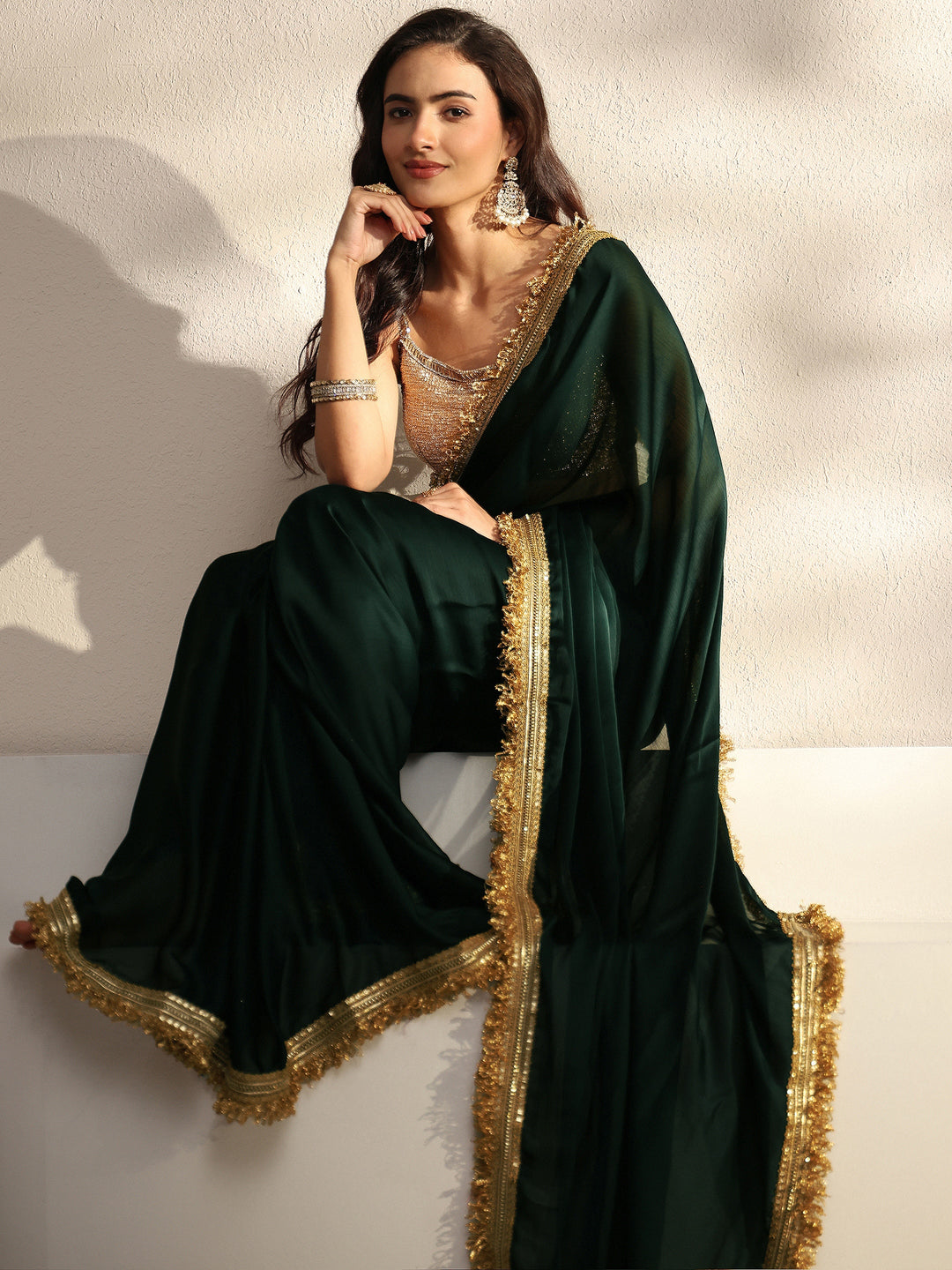 Green Solid Chiffon Saree With Unstitched Blouse Piece