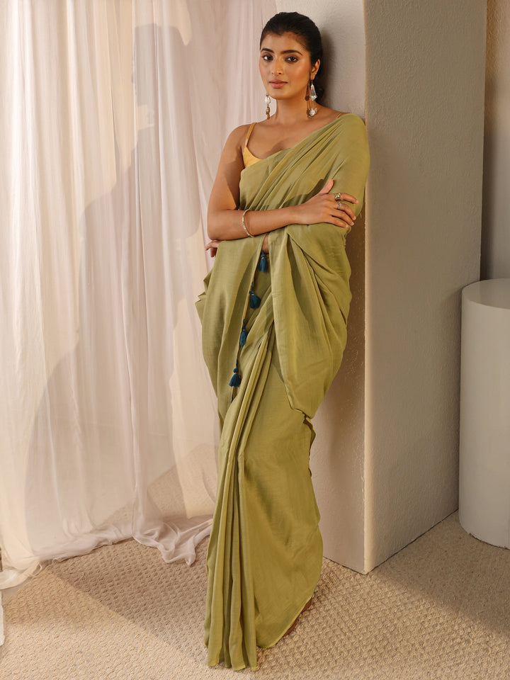 Green Solid Cotton Tassel Saree