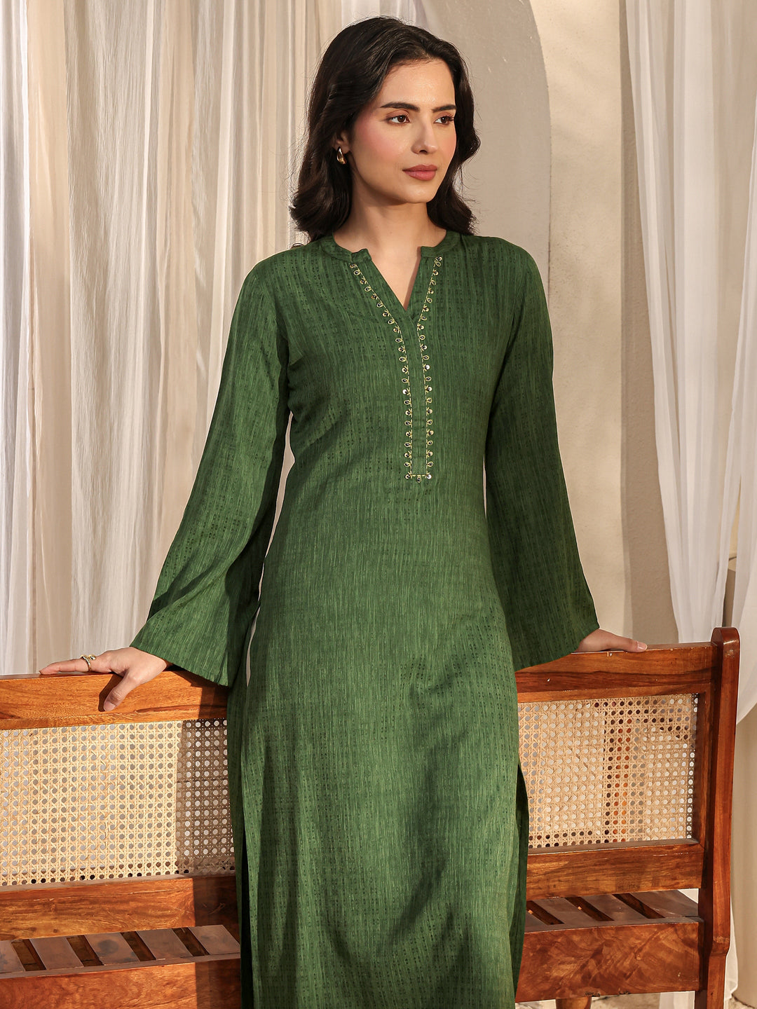 Green Solid Rayon Straight Kurta