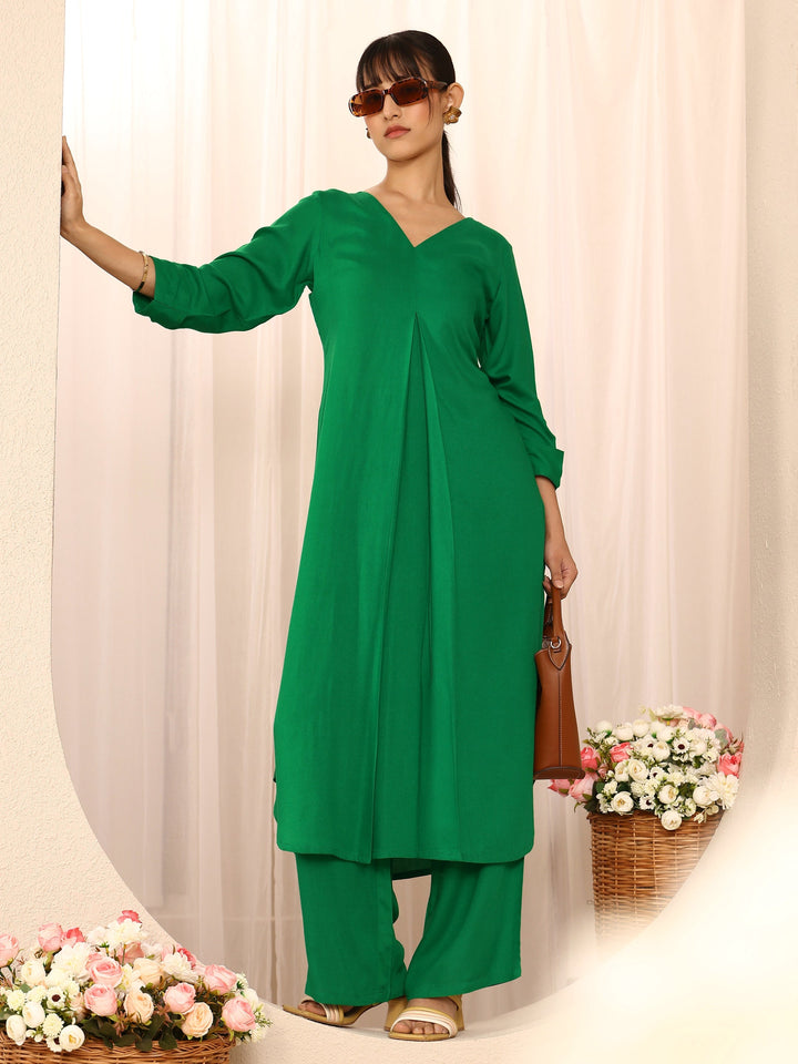 Green Solid Solid Rayon A-Line Kurta Set