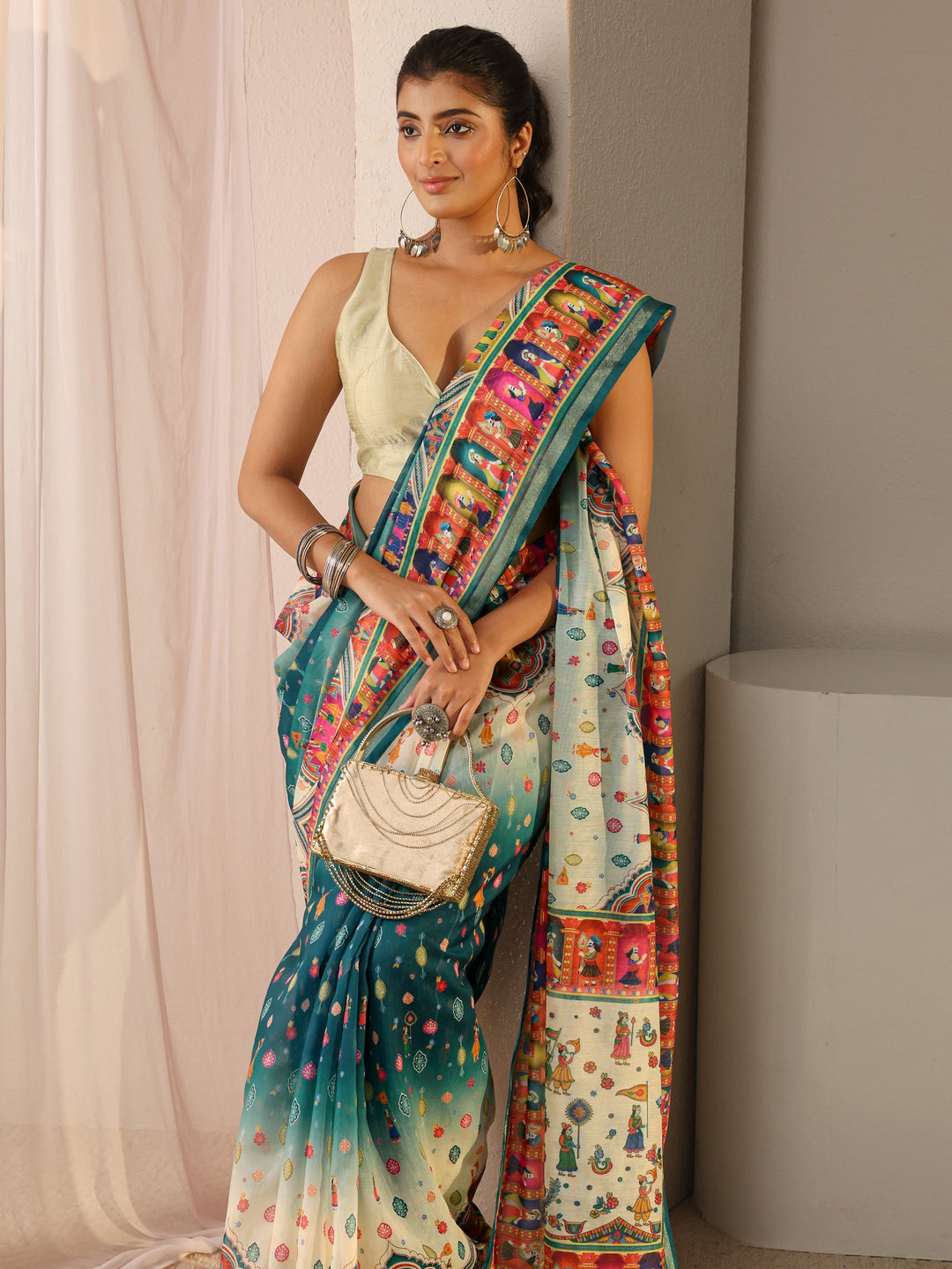 Green Tribal Printed Silk Blend Ombre Tassel Saree With Unstitched Blouse Piece