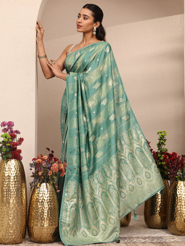 Green Woven Design Banarsi Silk Blend Saree With Unstitched Blouse Piece