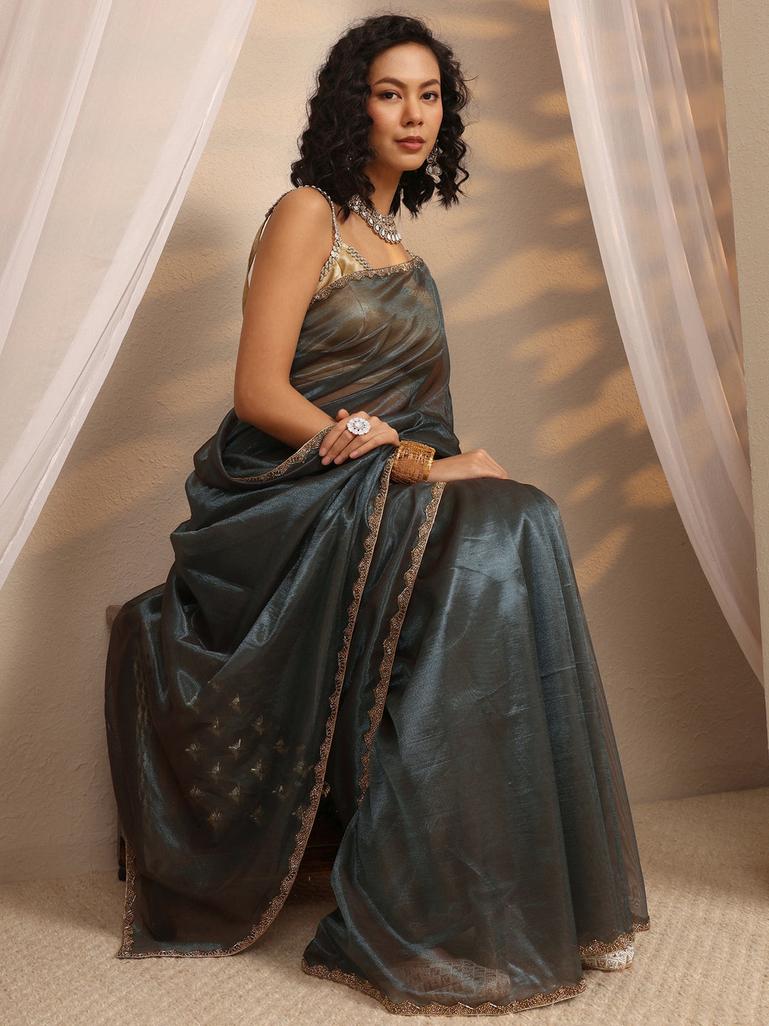 Green Woven Design Net Saree With Unstitched Blouse Piece